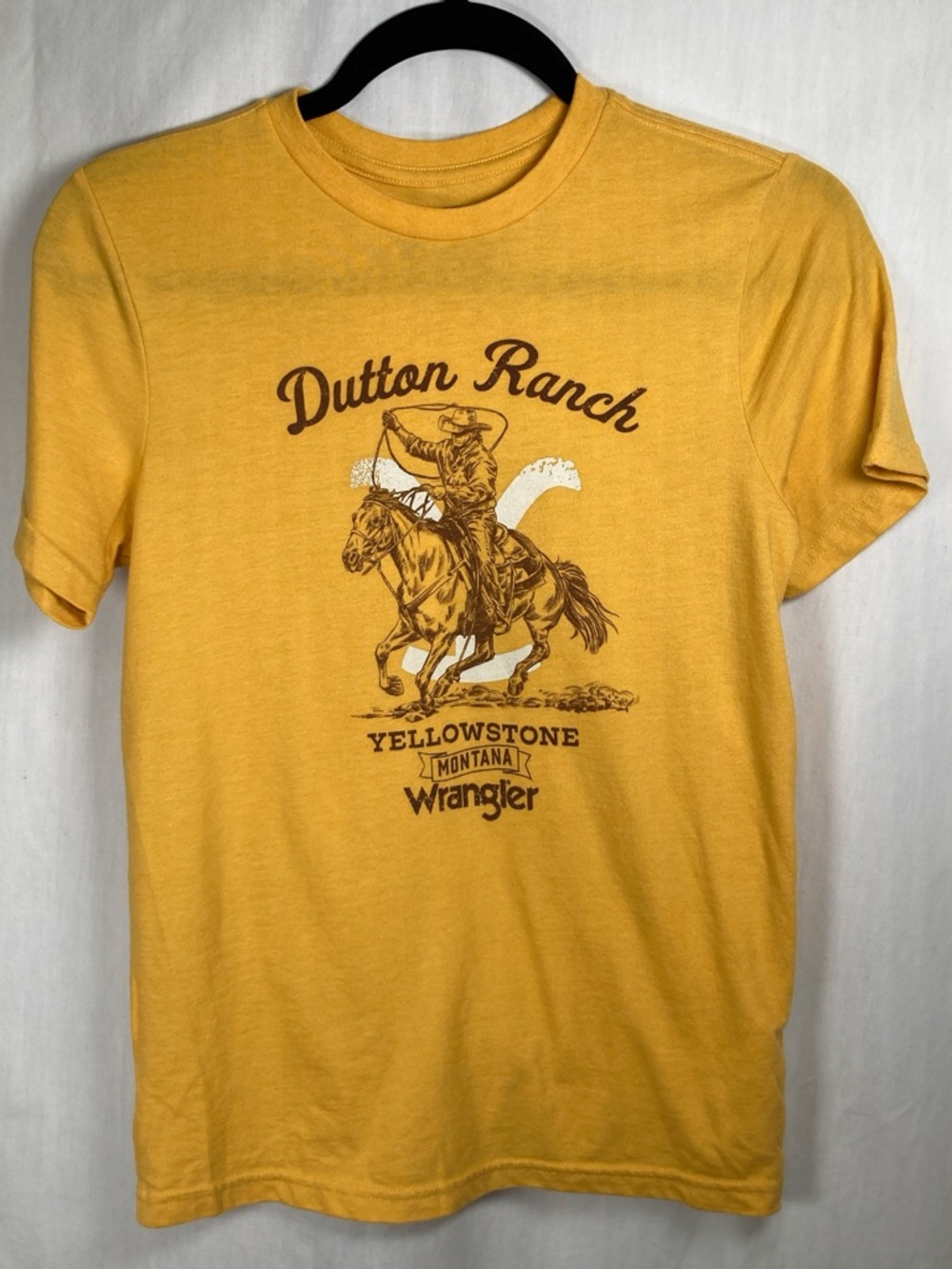 Wrangler Yellow Dutton Ranch Yellowstone Graphic Tee XS Western Rodeo Festival